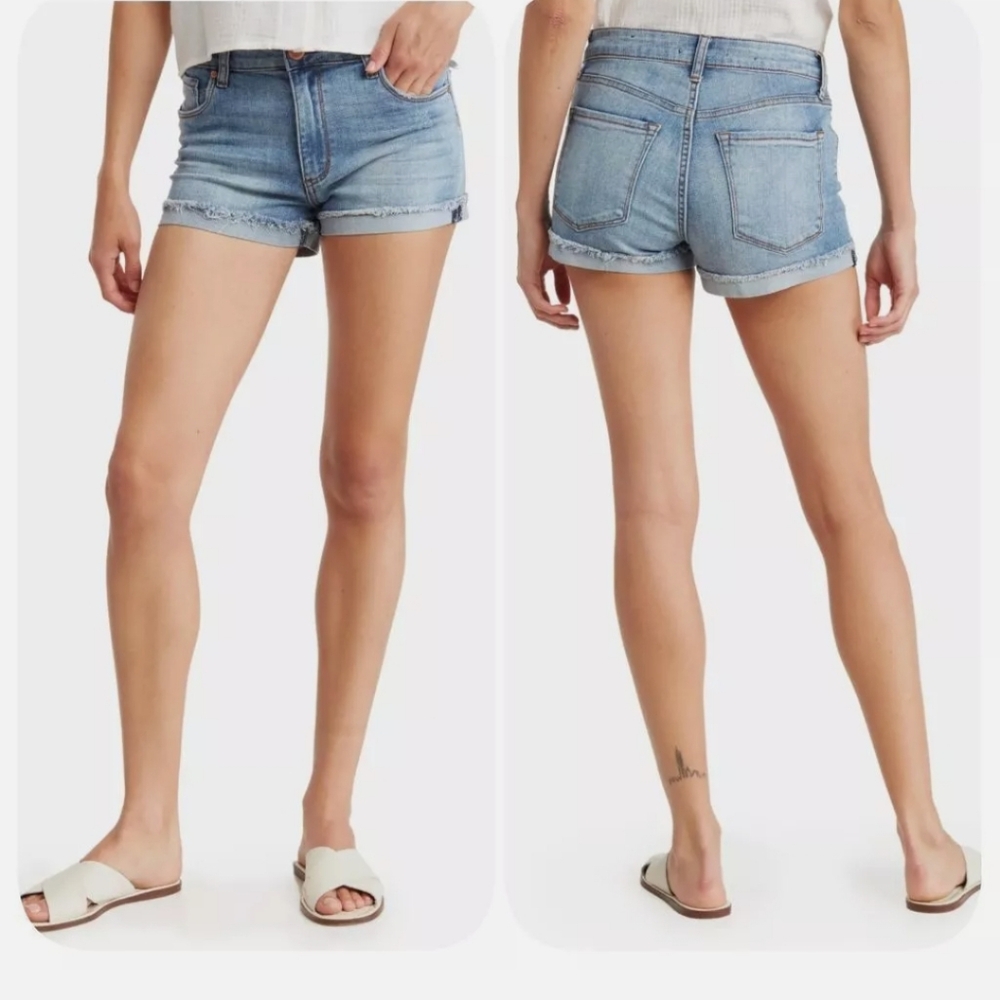NWT SEE THRU SOUL MOLLY MID RISE BOYFRIEND SHORTS SIZE 30